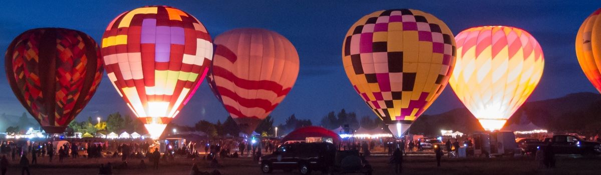 Dawn hot air balloon patrol in a Reno Park